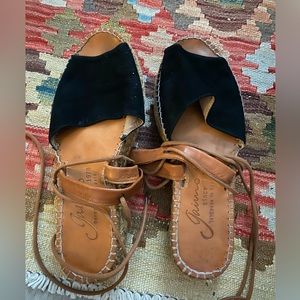 Women's Gaimo Black & Brown Espadrilles